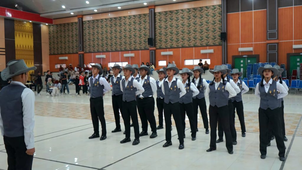 SMA Katolik Xaverius Padang Tampil Energik dan Kompak di LKBB Undhari 2025